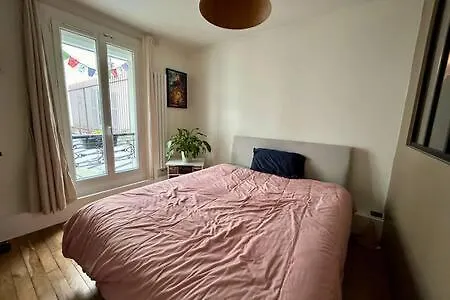 Appartamento Charming 2 For 2 In Parigi
